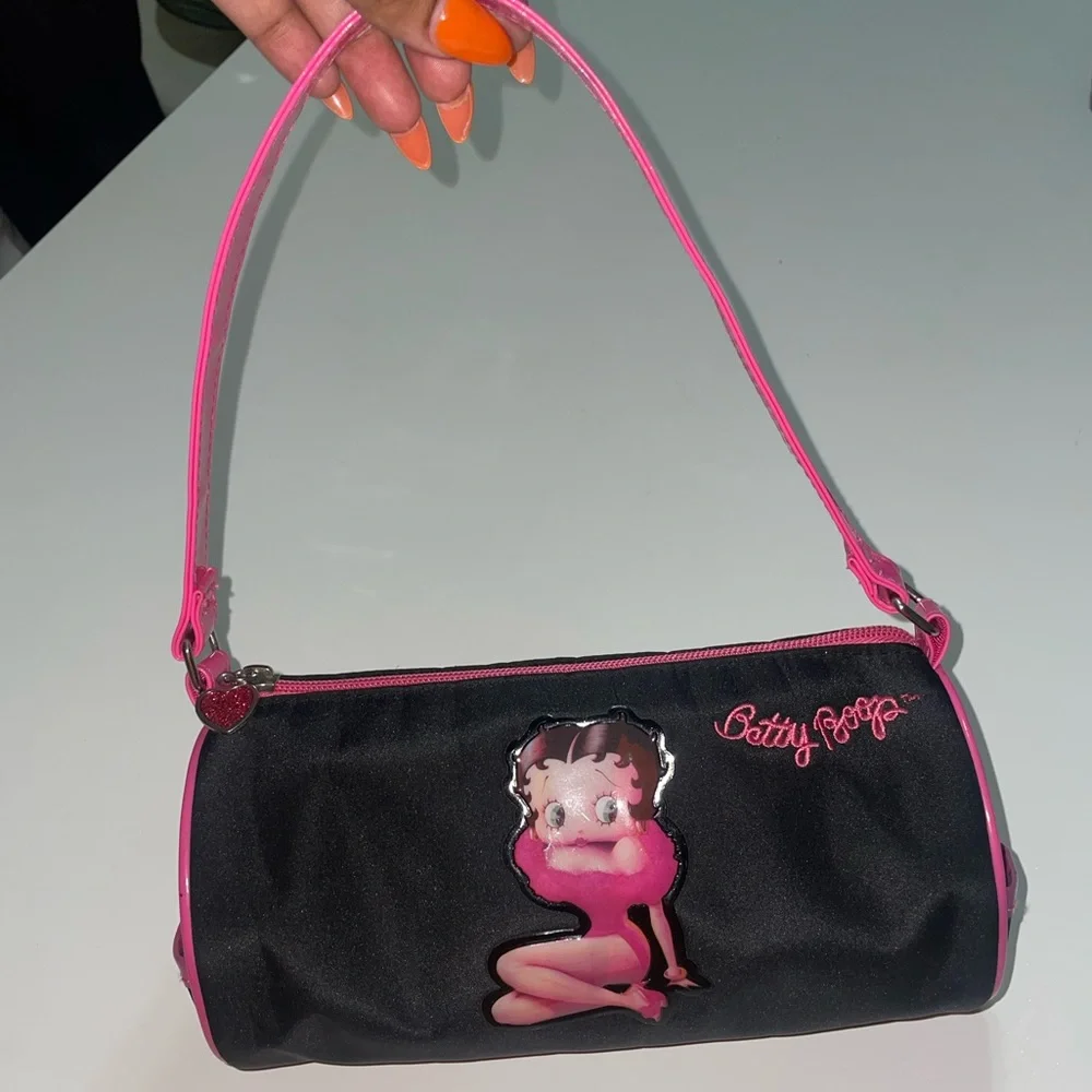 Vintage 2000s Betty Boop barrel bag - Picture 1 of 4